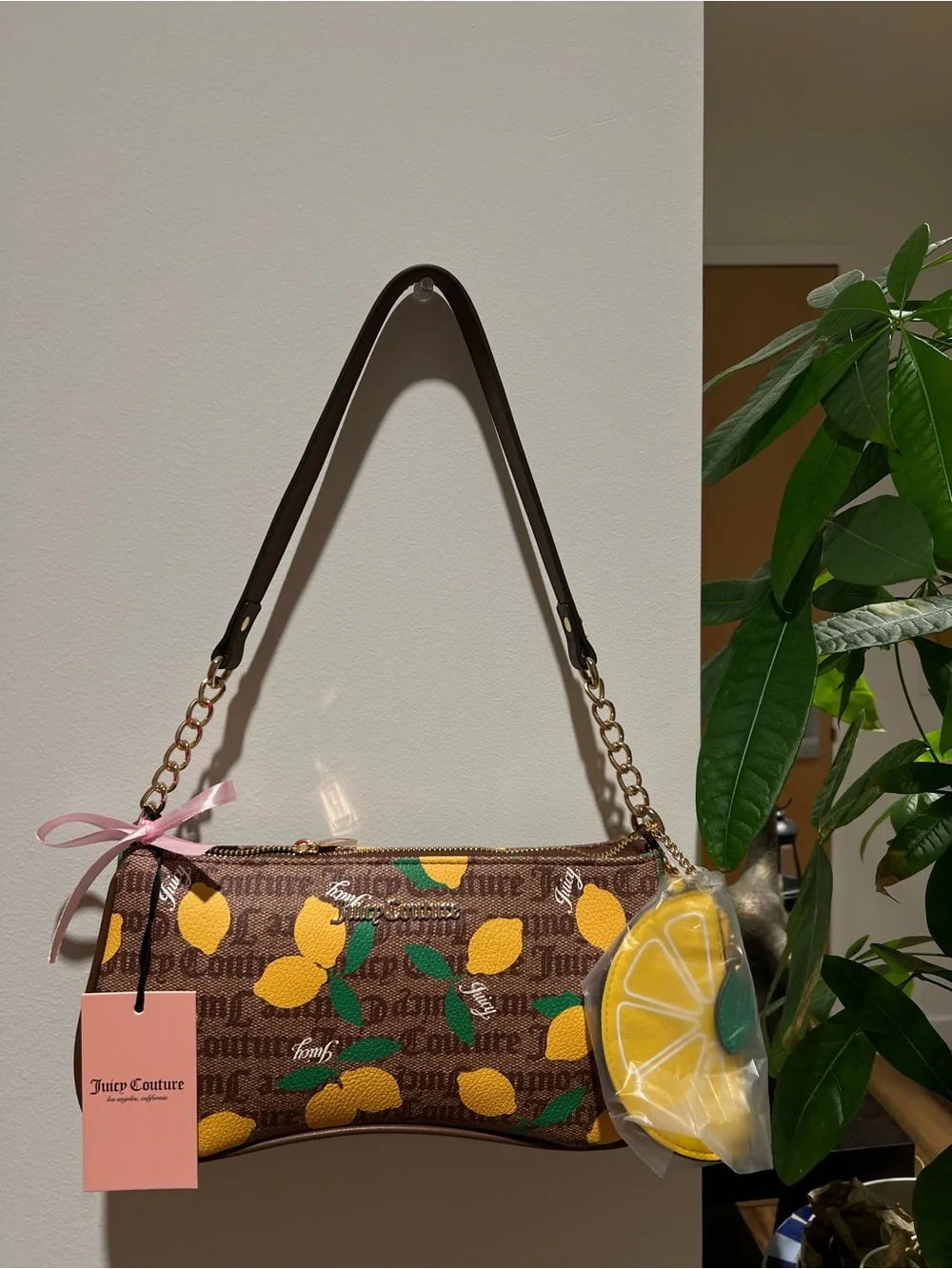 NWT Juicy Couture Lemon Print Shoulder Bag - Picture 3 of 9